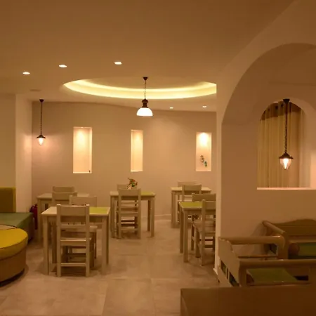 Hippocampus Otel Kamári