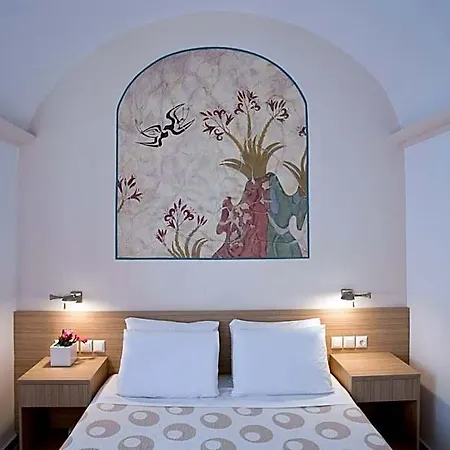 Hippocampus Hotel 3*
