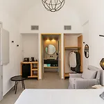 Hippocampus Hotel