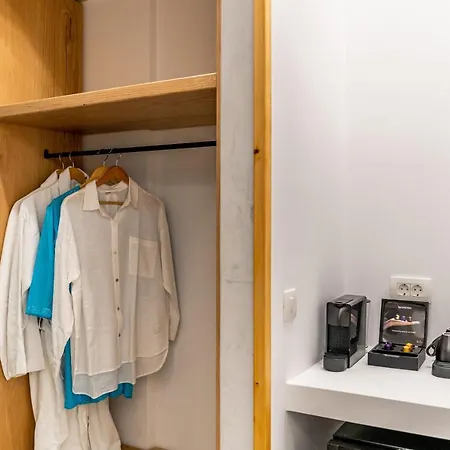 Hippocampus Hotel Kamári