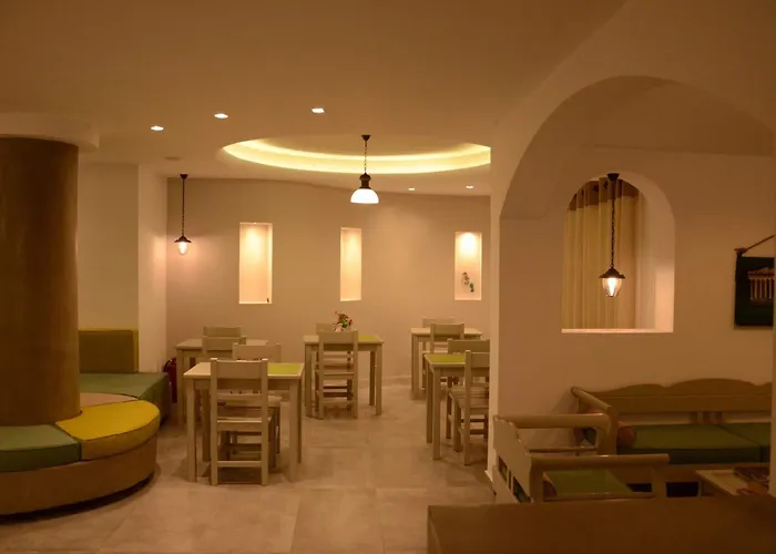 Hippocampus Otel Kamári